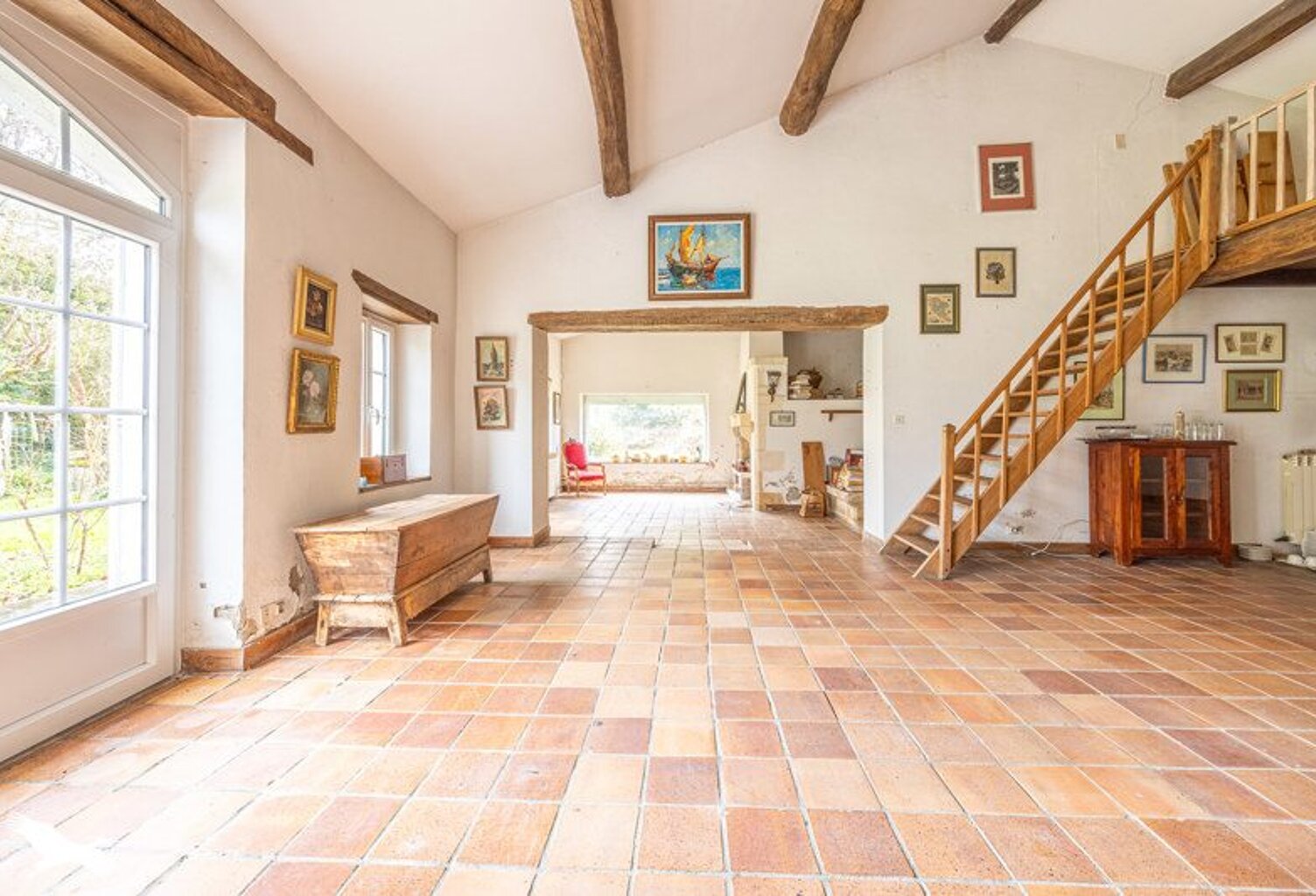 Maison en pierre de 10 pièces principales — photo 1