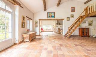 Maison 10 Pièces 433 m² à vendre à Bernay-Saint-Martin (17330)