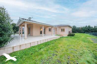 Maison 4 pièces 365680 €