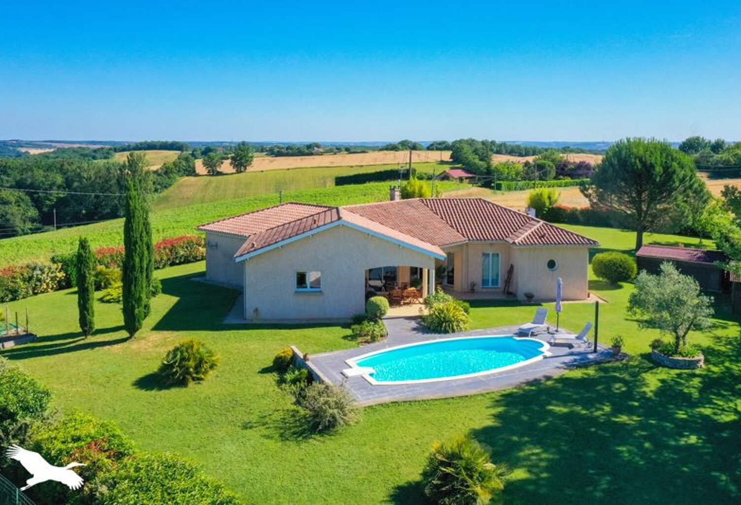 Villa de 6 pièces principales — photo 1