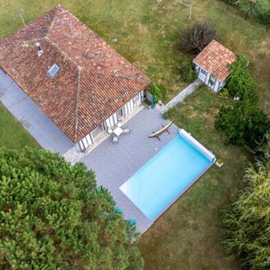 Maison 4 pièces 628200 €