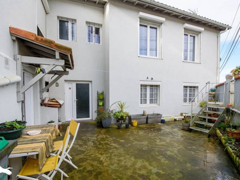 Maison de ville de 8 pièces principales — photo 1