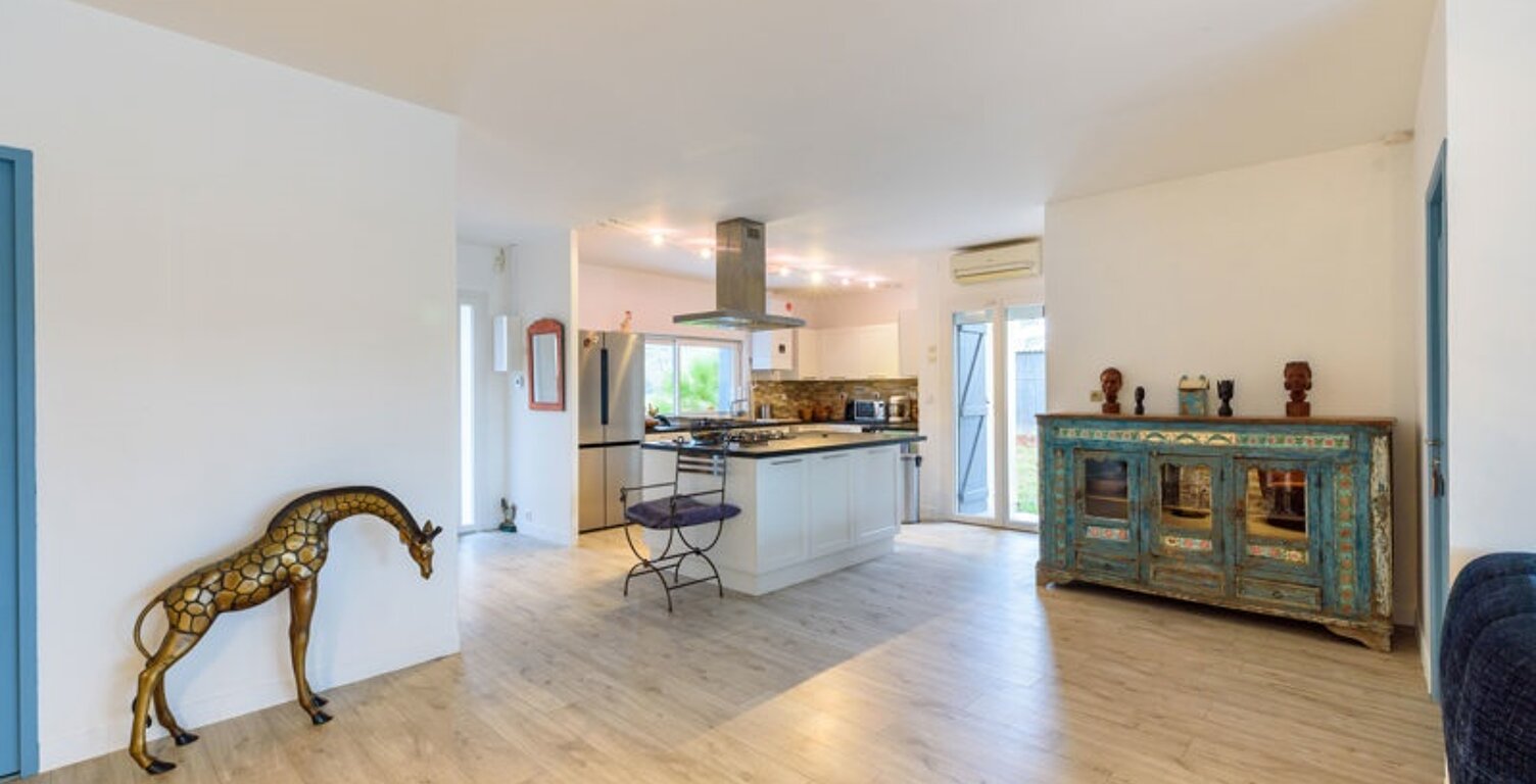 Vente maison 5 pièces 132 m² Mazerolles (40090) — photo 1