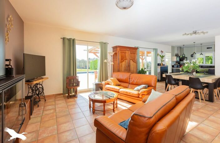 Contemporaine de 5 pièces principales — photo 2