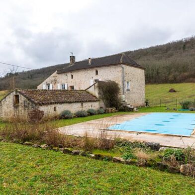 Maison 5 pièces 270800 €