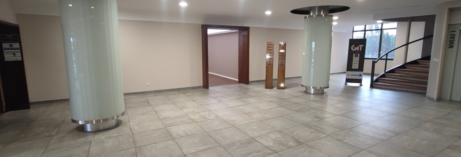 Bureau  173 m² à louer à Andrézieux-Bouthéon (42160)