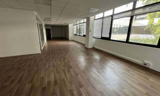 Bureau  173 m² à louer à Andrézieux-Bouthéon (42160)