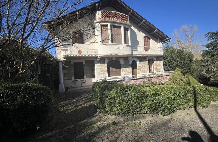 Maison art déco de 6 pièces principales — photo 2