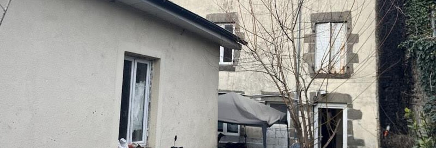 Immeuble   m² à vendre à Bourganeuf (23400)