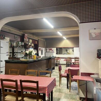 Immeuble  140400 €