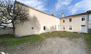 Immeuble   m² à vendre à Montendre (17130)