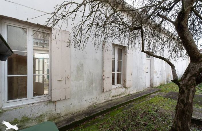 Vente immeuble   Montendre (17130) — photo 2