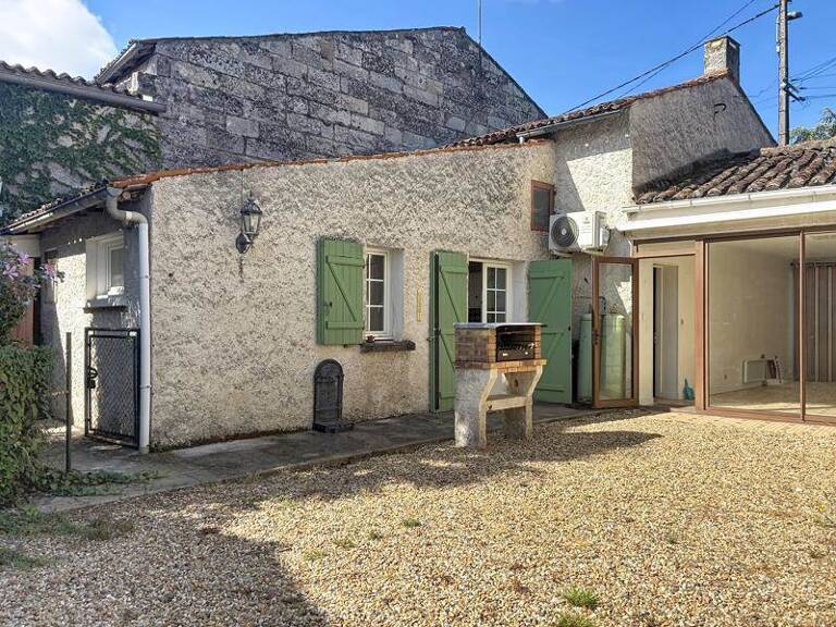 Maison en pierre de 6 pièces principales — photo 1