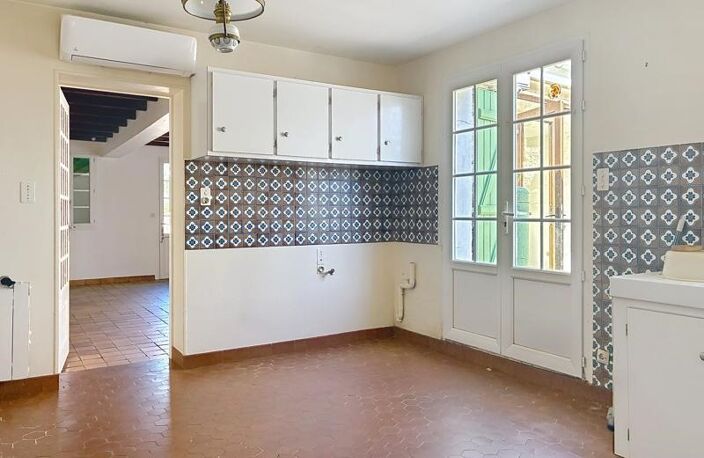 Maison en pierre de 6 pièces principales — photo 3