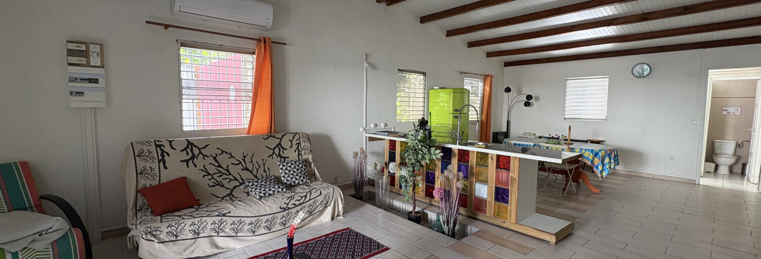 Maison 2 Pièces 55 m² à louer à Les Abymes (97139)