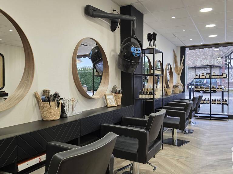 Vente Local d'activités 100 m&sup2; — photo 1