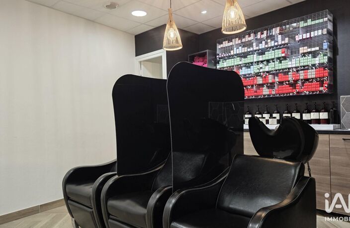 Vente Local d'activités 100 m&sup2; — photo 3