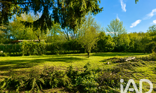 Terrain  950 m² à vendre à Saint-Germain-des-Prés (45220)