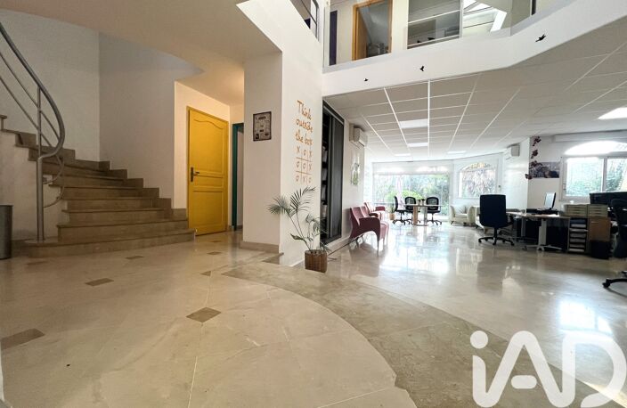 Vente Maison/villa 17 pièces — photo 2