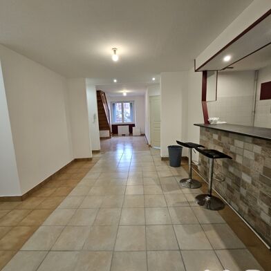 Appartement 4 pièces 790 €