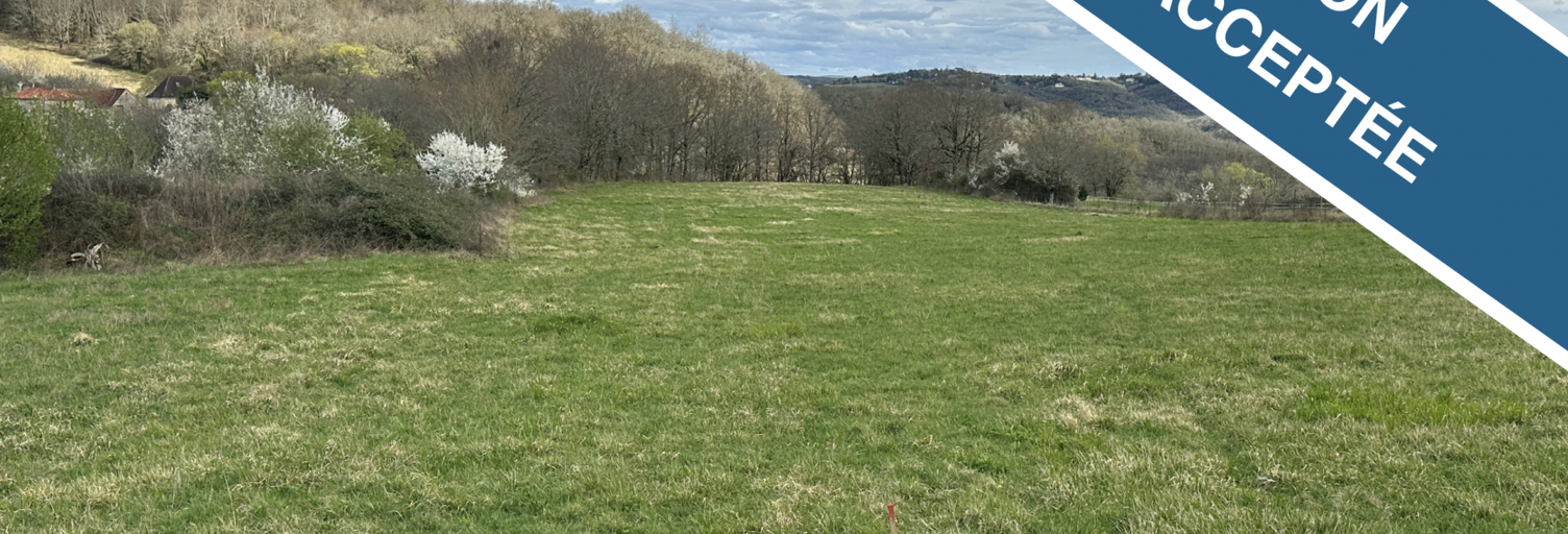 Terrain  928 m² à vendre à Saint-Pierre-Lafeuille (46090)