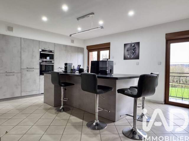 Vente Maison/villa 8 pièces — photo du bien