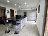 Vente Maison/villa 8 pièces — photo 2
