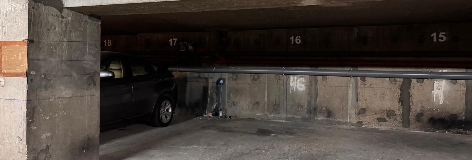 Garage  23 m² à vendre à Nogent-sur-Marne (94130)