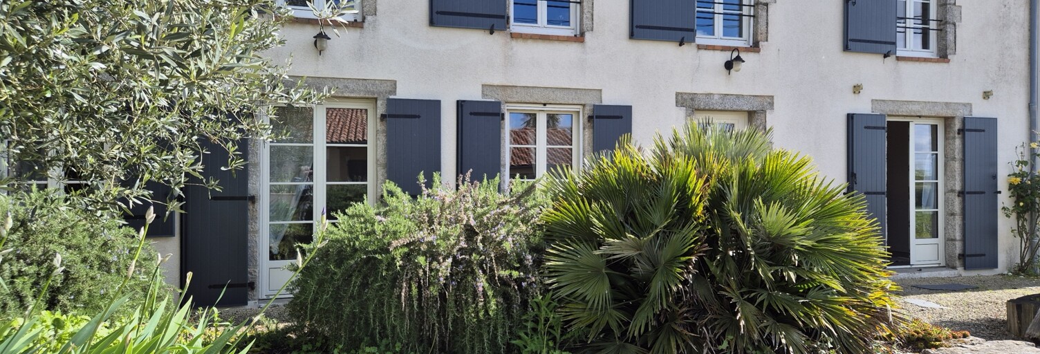 Maison 6 Pièces 186 m² à vendre à Moncoutant (79320)