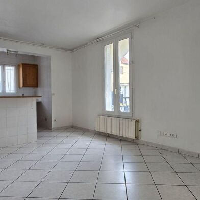 Appartement 2 pièces 993 €