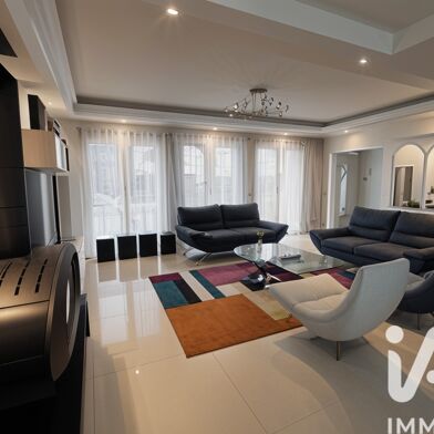 Maison 8 pièces 599000 €