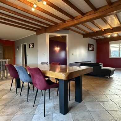 Maison 7 pièces 341900 €