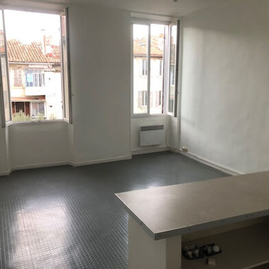 Appartement 2 pièces 560 €