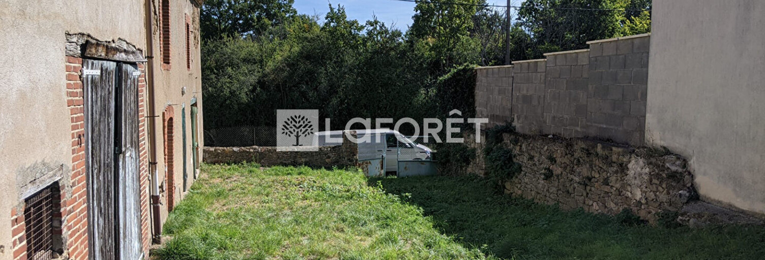 Maison 8 Pièces 150 m² à vendre à Marcilly-le-Châtel (42130)