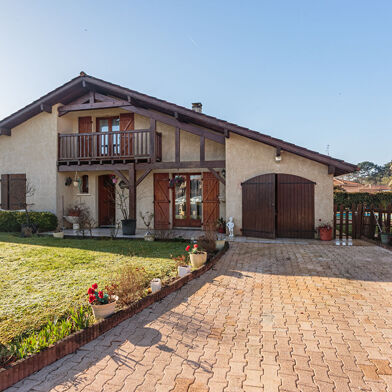 Maison 5 pièces 733000 €