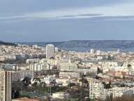 Appartement type 4 de 80 m² avec terrasse balcon + 2 garages — photo 2