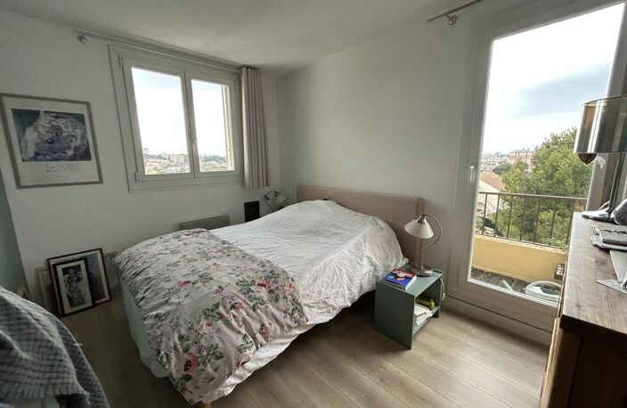 13013 !! T4 !! SECTEUR HAUTS BOIS !! AVEC JARDIN + TERRASSES + — photo 4