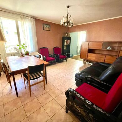 Appartement 5 pièces 197000 €