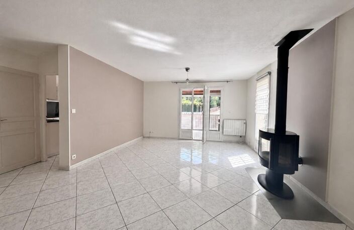 JUVIGNAC – Villa familiale avec T2 indépendant, jardin et piscine — photo 2