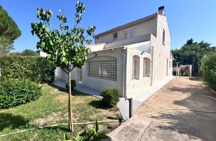 JUVIGNAC – Villa familiale avec T2 indépendant, jardin et piscine — photo 4