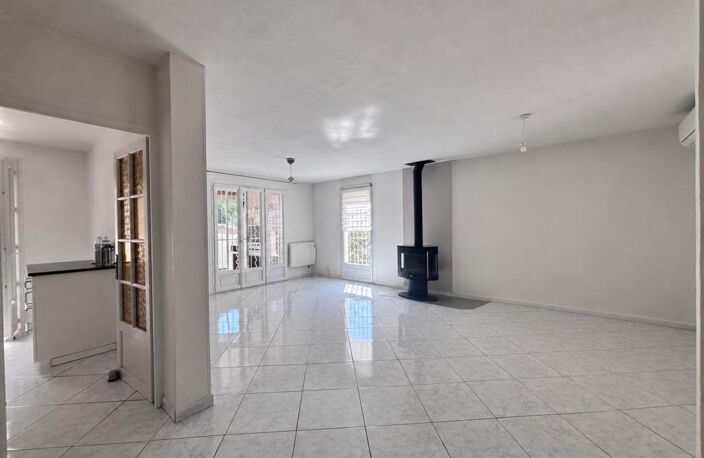 JUVIGNAC – Villa familiale avec T2 indépendant, jardin et piscine — photo 5