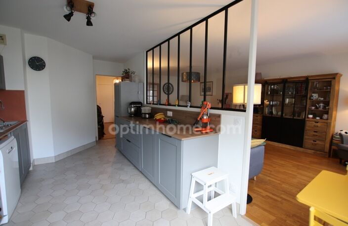 Médiathèque, à 10' à pied de la gare, Appartement de 92m2 en excellent état avec parking classé D — photo 5
