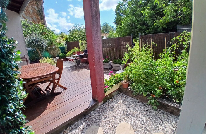 Maison à vendre à HAUX 33550 au coeur de l'entre deux mers — photo 2