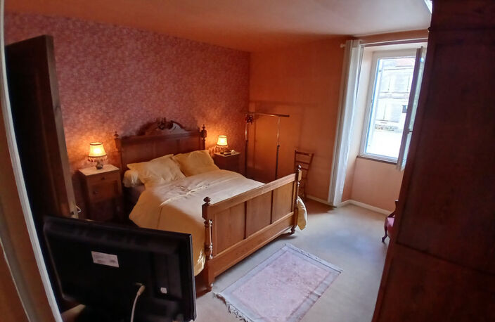 Maison à vendre à HAUX 33550 au coeur de l'entre deux mers — photo 4
