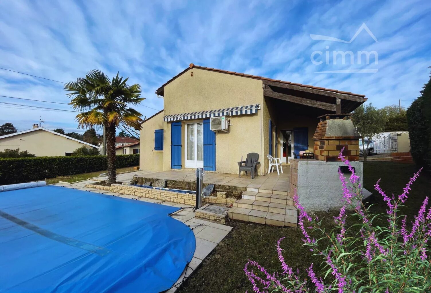VILLA DE PLAIN PIED A ROUSSILLON 38 — photo 1