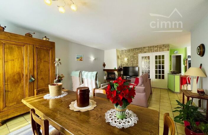 VILLA DE PLAIN PIED A ROUSSILLON 38 — photo 3