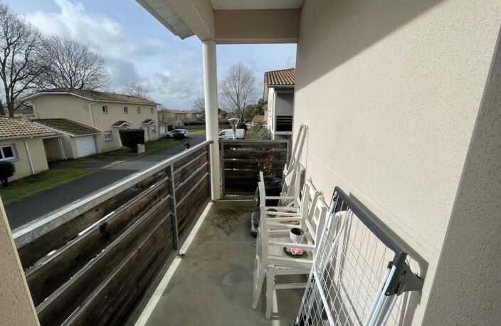 CHARMANT T2 RECENT LOUE A SAINT SAVIN — photo 5