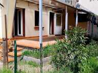 T3 en rez-de-jardin – Tout à pied – Jardin privatif. Fort potentiel ! — photo 2