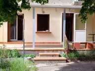 T3 en rez-de-jardin – Tout à pied – Jardin privatif. Fort potentiel ! — photo 4