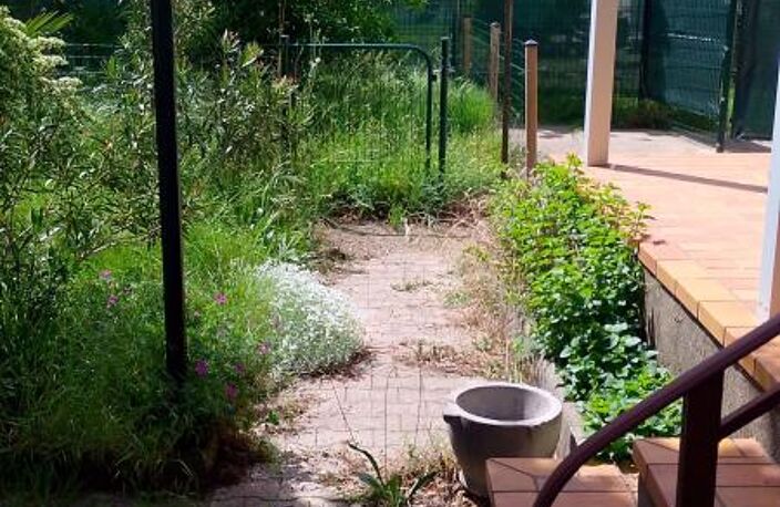 T3 en rez-de-jardin – Tout à pied – Jardin privatif. Fort potentiel ! — photo 5